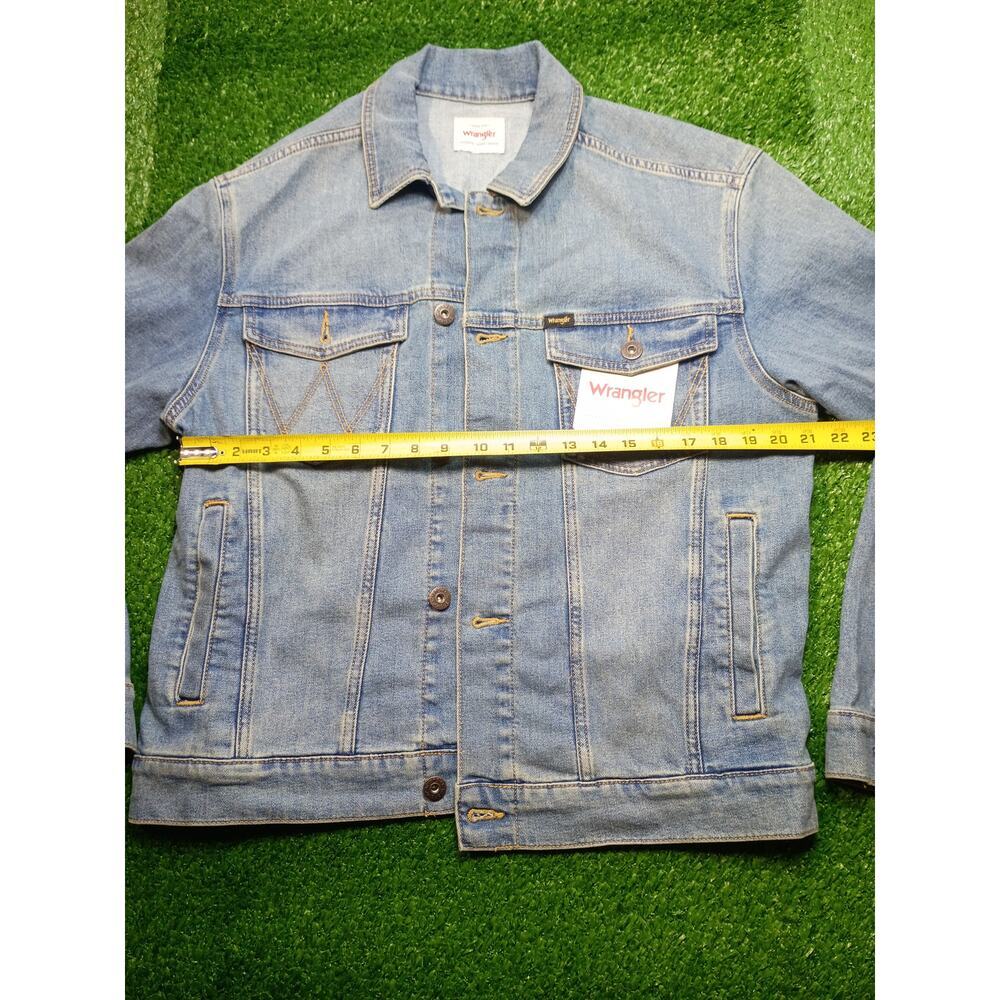 Wrangler Men's Classic Denim Jacket - New with Tags, M - Picture 5 of 7